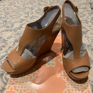 GB wedge sandals